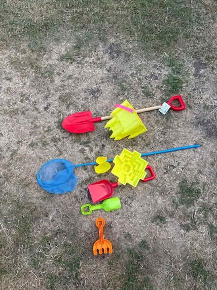 Photo of free Kids beach toys (Wollaton NG8) #1