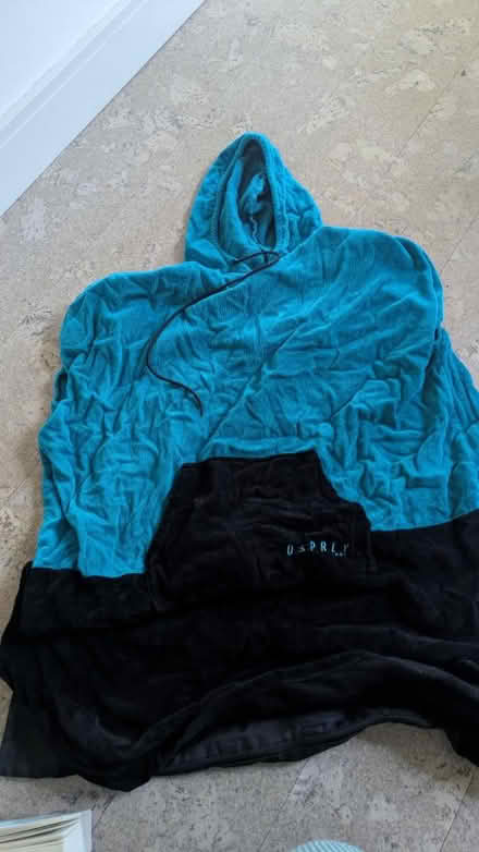 Photo of free Changing poncho/robe (Oldfield Park BA2) #1