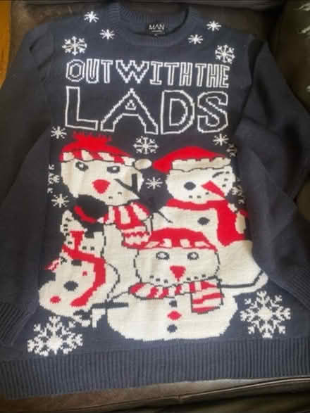 Photo of free Men’s Boohoo Xmas Jumpers x 5 (Cheshunt En8) #4