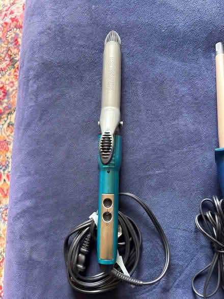 Photo of free 2 curling irons (Broadway Terrace Rockridge) #2