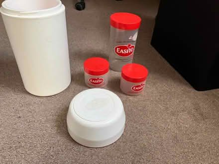 Photo of free ‘Easiyo’ yoghurt maker (Lyndon Green B26) #2
