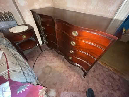 Photo of free Dresser and bed side table (Jersey City) #1