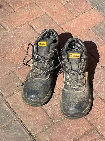Photo of free Size 10 safety boots (Chineham Basingstoke RG24) #1