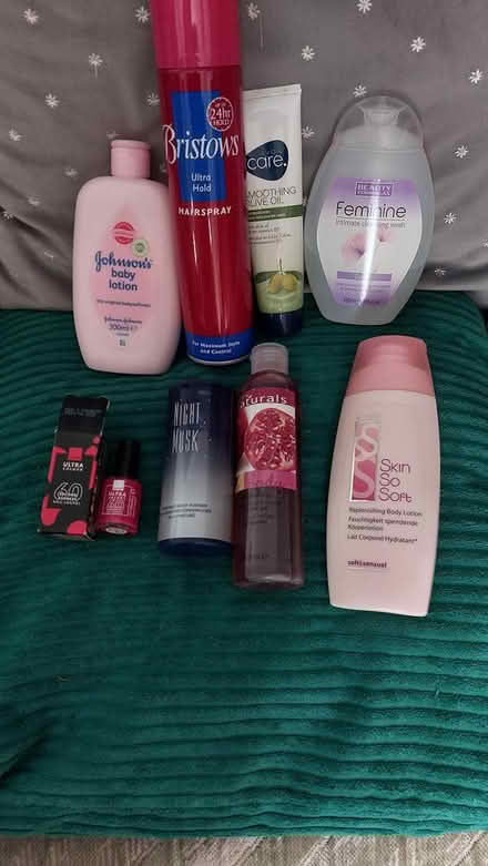 Photo of free mixed selection used toiletries (dorset BH12) #1