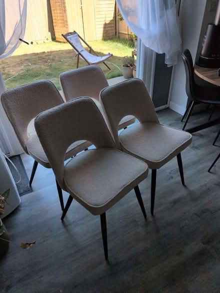 Photo of free 4 dining room chairs (Snodland ME6) #1