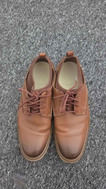 Photo of free Men's shoes (TW4) #1