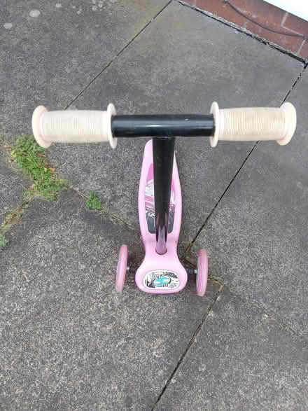 Photo of free Scooter 3 wheeler for a small kid (SK4) #1