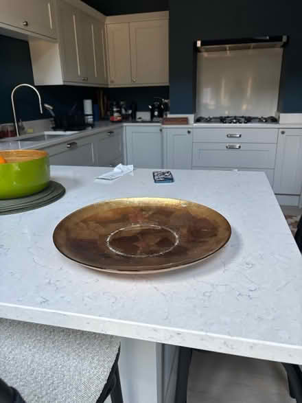 Photo of free Large gold plate (Bramcote, NG9) #2