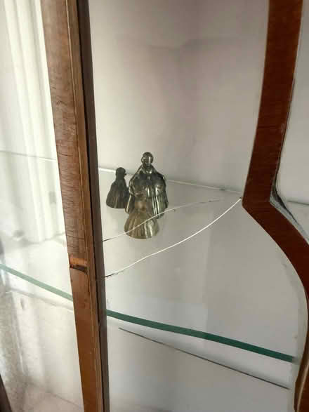 Photo of free Vintage Display Cabinet (Kemptown BN2) #3