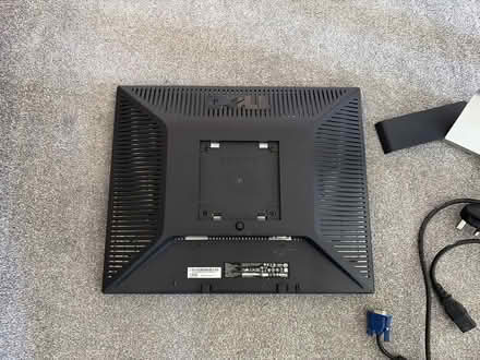 Photo of free Dell Monitor and stand (Billericay CM11) #2