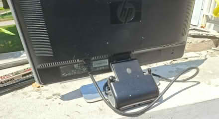 Photo of free HP 20.1-inch monitor (Scarborough) #2