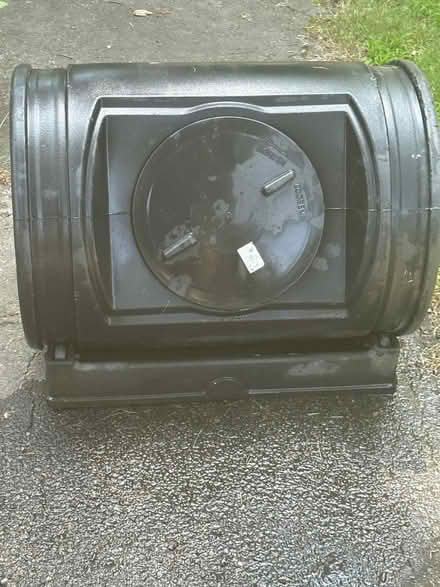 Photo of free Compost bin with locking cover (Milton Randolph Area) #2