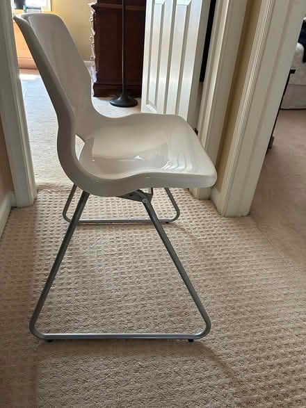 Photo of free Desk chair (King of prussia) #1