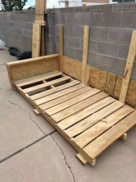Photo of free Wood Pallet (NE Heights) #1