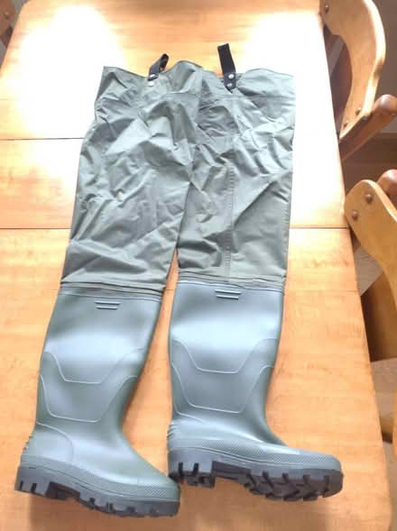 Photo of free Waders like new (Oswestry) #1
