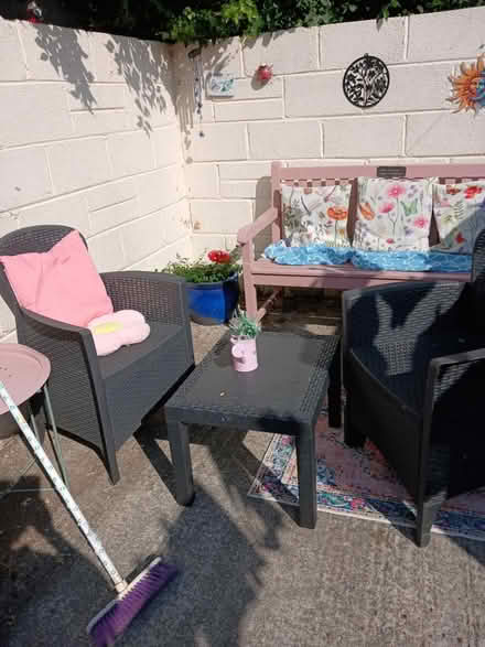 Photo of free Patio set (East Wall Dublin3) #1