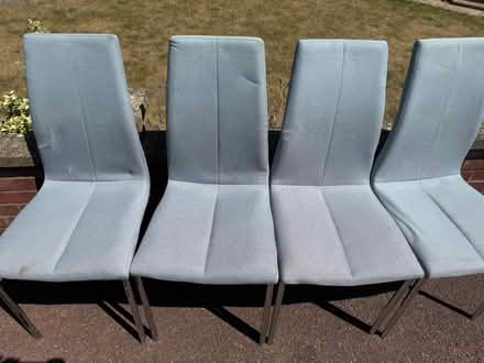 Photo of free 4 dining chairs (Pe196hq) #4