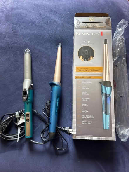 Photo of free 2 curling irons (Broadway Terrace Rockridge) #1