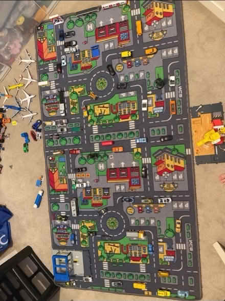 Photo of free Car mat, cars and accessories (Fulham SW6) #1