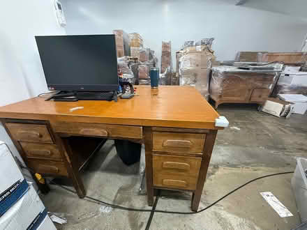 Photo of free oak desks and file cabinets (hollywood) #4