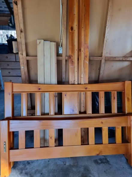 Photo of free Queen slate bed frame (Pakuranga) #1
