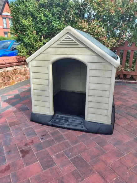 Photo of free Dog Kennel (Wallasey, CH44) #2