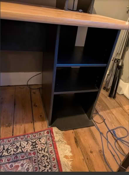 Photo of free Wood Desk (South Norwood SE25) #2