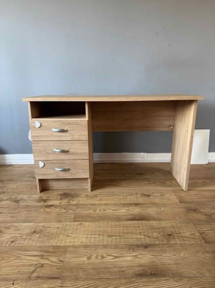 Photo of free Table (Dover CT17) #2
