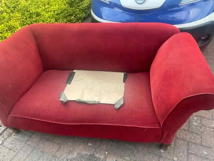 Photo of free Antique Sofa/chaise (Reddicap Heath B75) #1