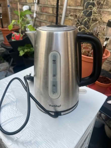 Photo of free VonShef kettle (Hammersmith and Fulham SW6) #2