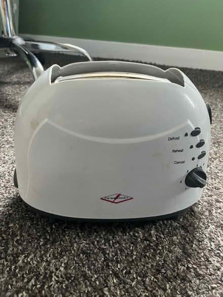 Photo of free Small toaster (Clermiston, EH4) #1