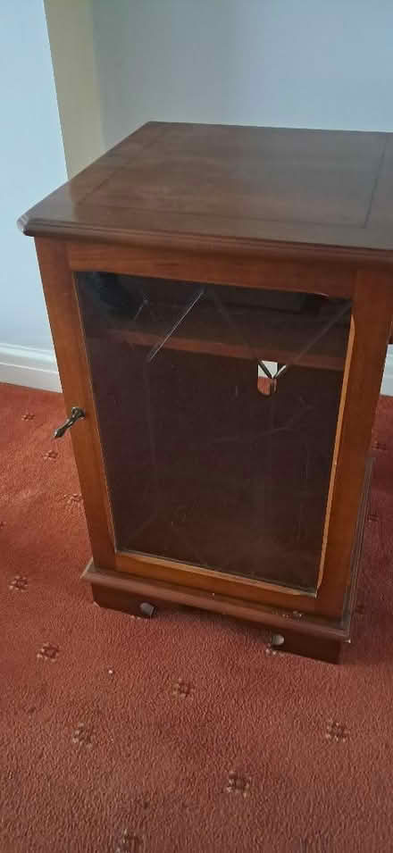 Photo of free Stereo cabinet (Upton CH2) #2