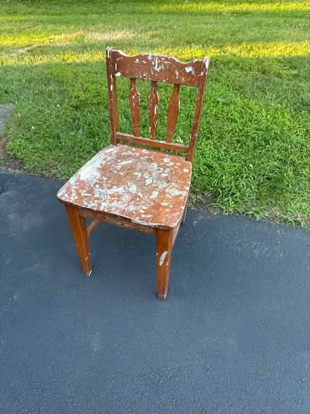 Photo of free Painting chair (Lansdale) #1