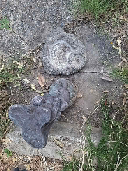 Photo of free Bird bath (Old Kesgrave IP5) #2