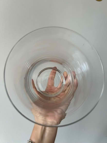 Photo of free Clear Glass Vase (Arlington, VA) #4