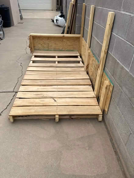 Photo of free Wood Pallet (NE Heights) #3