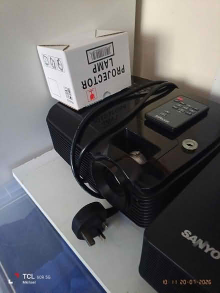 Photo of free Projector (Emsworth PO10) #1