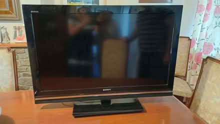 Photo of free Sony Bravia flat screen tv (Little Bristol GL12) #1