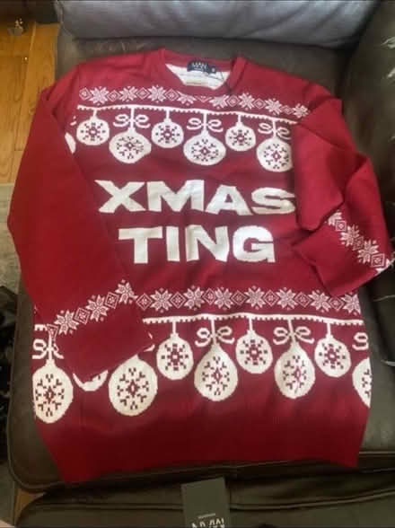 Photo of free Men’s Boohoo Xmas Jumpers x 5 (Cheshunt En8) #2