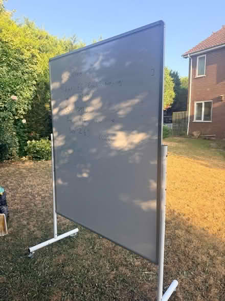 Photo of free White board (Hagley HR1) #4
