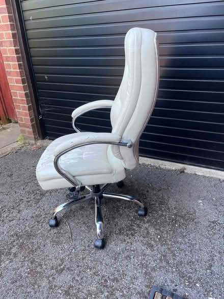 Photo of free Office chair (The Triangle Estate RH15) #1