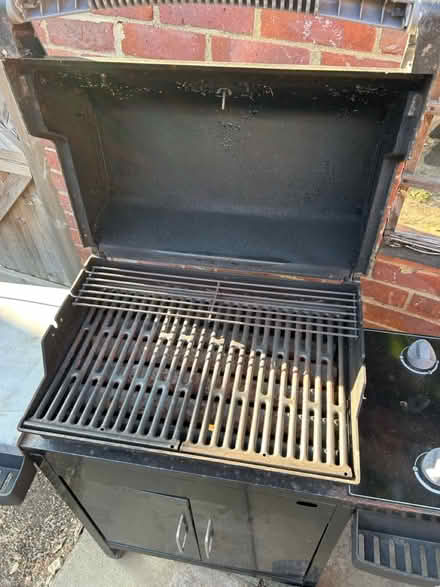 Photo of free Weber spirit classic gas bbq (KT70) #3