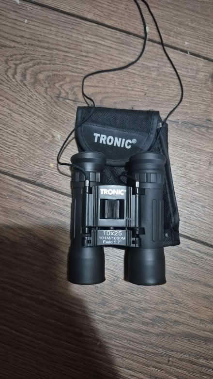 Photo of free Binoculars (Horsham Town area RH13) #1
