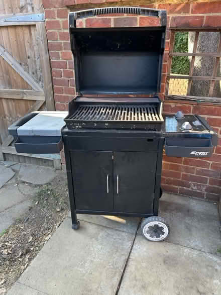 Photo of free Weber spirit classic gas bbq (KT70) #2