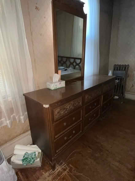 Photo of free Dresser with mirror (Jersey City, The heights) #1