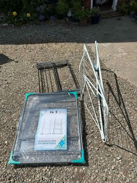 Photo of free Air drying racks (Sy59pl) #1