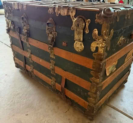 Photo of free Old trunk (Old town) #1