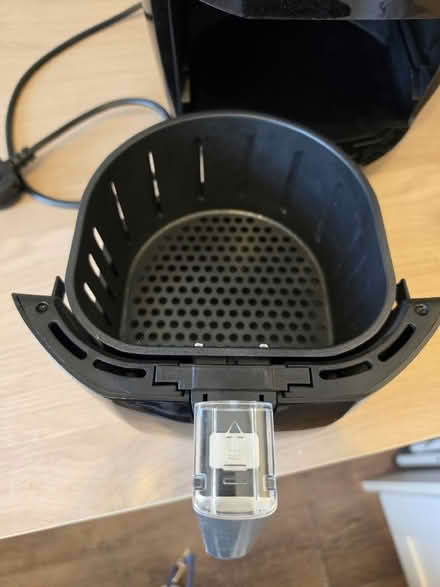 Photo of free Air fryer (Malvern Link WR14) #2