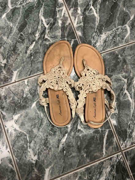 Photo of free sandles (Dufferin Grove) #1