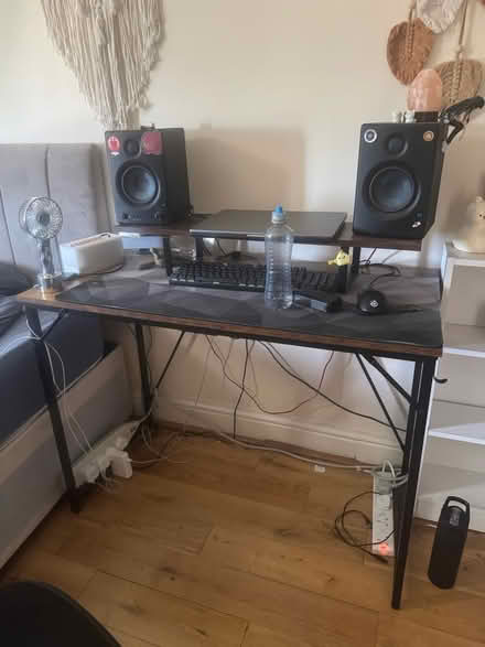 Photo of free Desk (Forest Hill SE23) #1